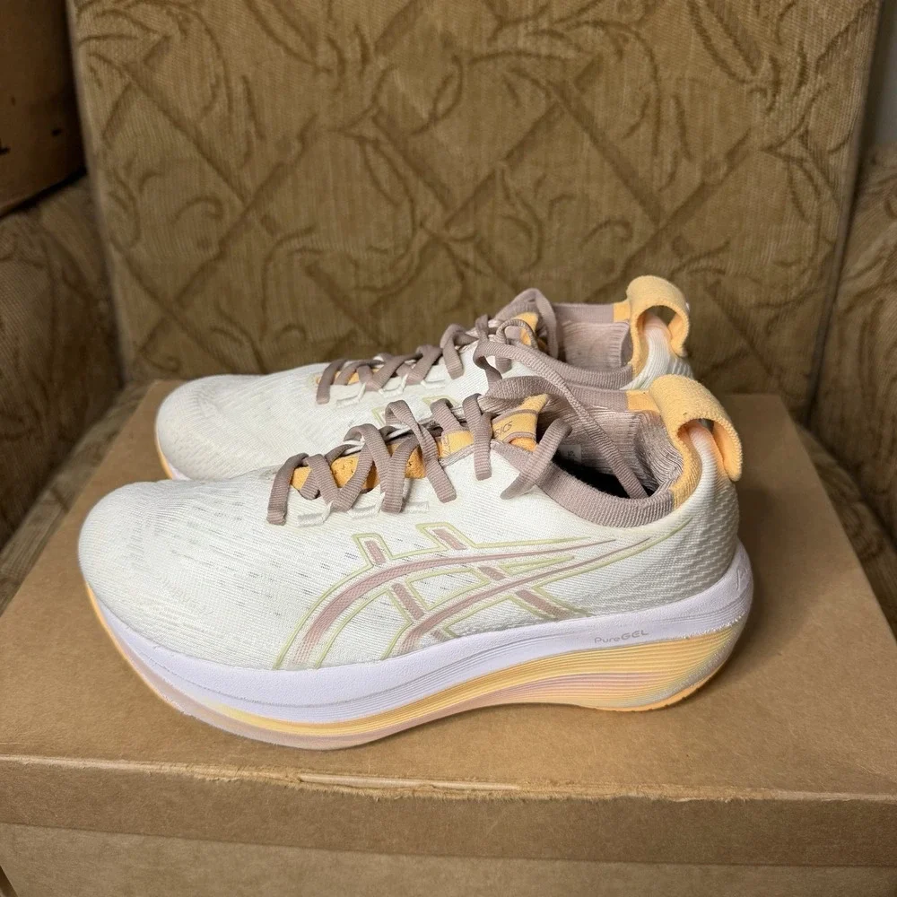 ASICS Gel-Nimbus 27 White Fawn 1012B753-103 Women's Size 6.5 Running Shoes